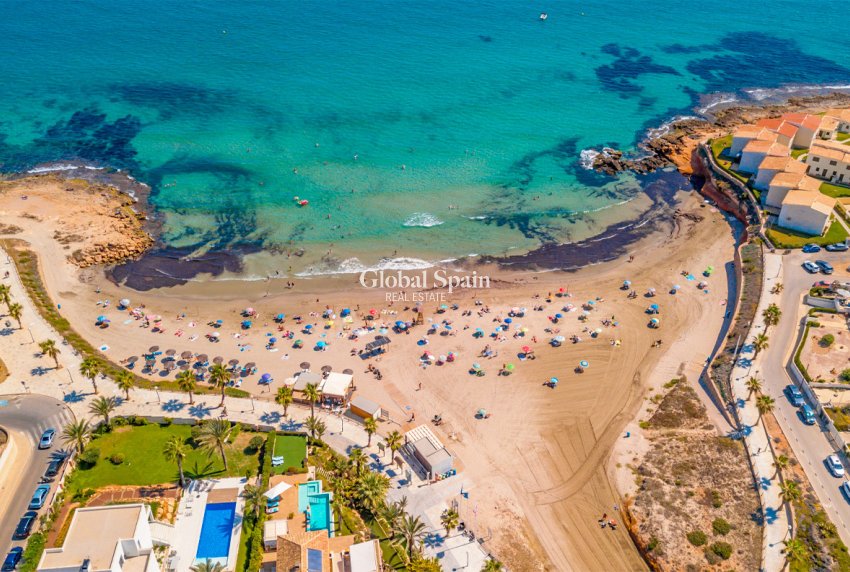 Wiederverkauf - WOHNUNG -
CABO ROIG - Costa Blanca