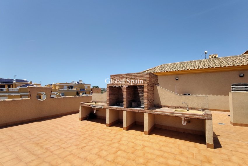 Wiederverkauf - WOHNUNG -
CABO ROIG - Costa Blanca