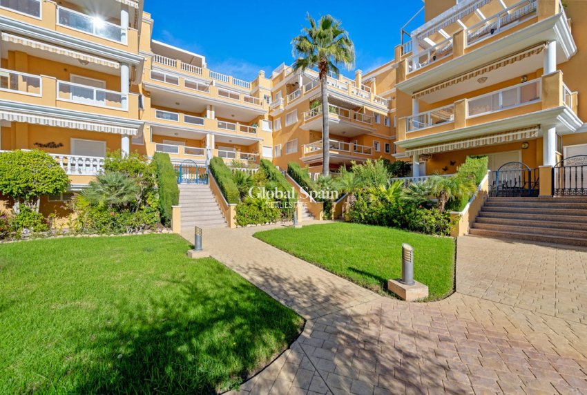 Wiederverkauf - WOHNUNG -
CABO ROIG - Costa Blanca