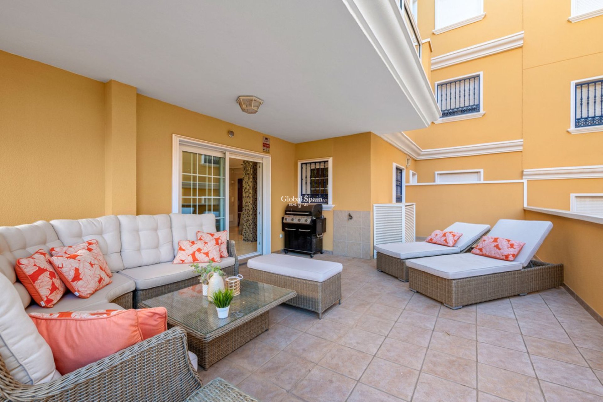 Wiederverkauf - WOHNUNG -
CABO ROIG - Costa Blanca