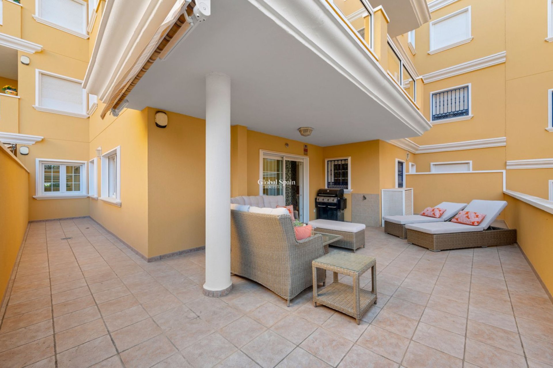 Wiederverkauf - WOHNUNG -
CABO ROIG - Costa Blanca