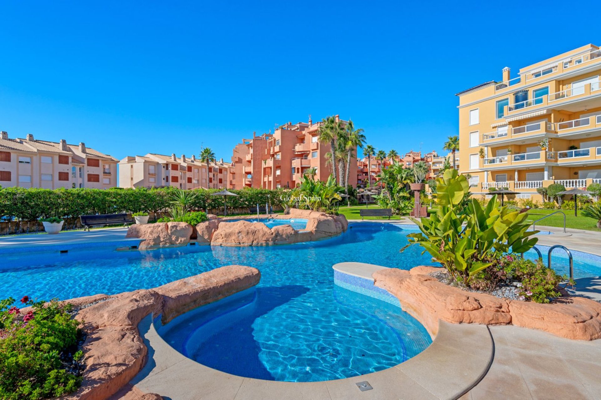 Wiederverkauf - WOHNUNG -
CABO ROIG - Costa Blanca