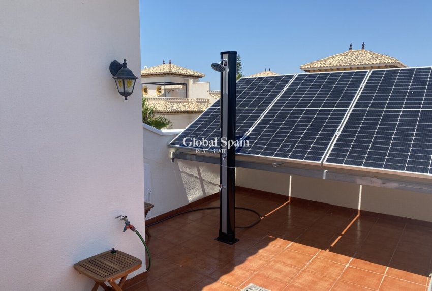 Wiederverkauf - WOHNUNG -
CABO ROIG - Costa Blanca