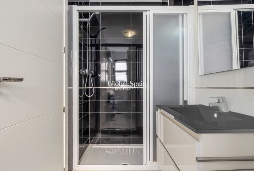 Wiederverkauf - Wohnung -
Cabo Roig - Lomas de Cabo Roig