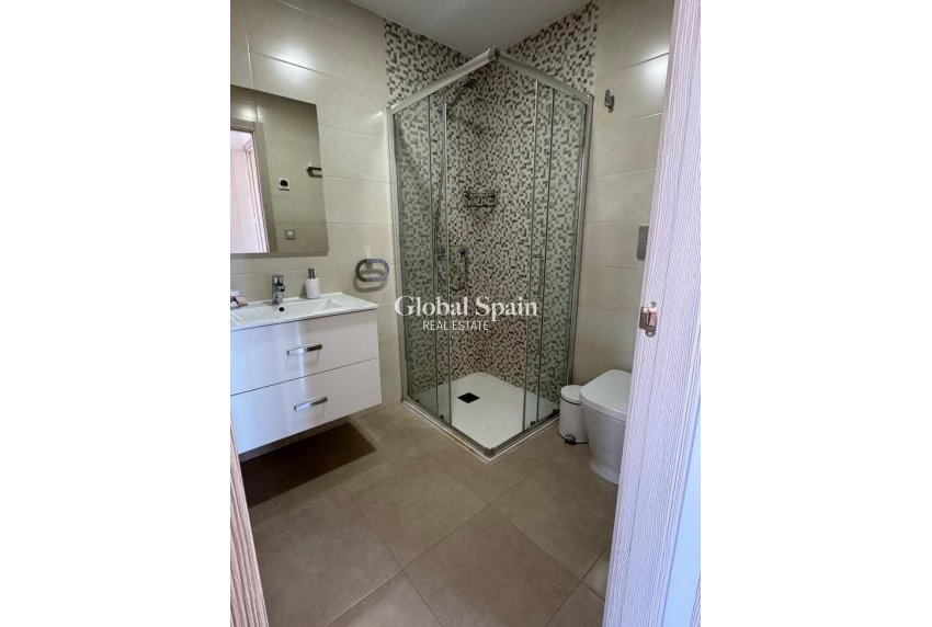 Wiederverkauf - WOHNUNG -
CABO ROIG - Lomas de Cabo Roig