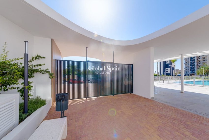 Wiederverkauf - WOHNUNG -
CALPE - Costa Blanca