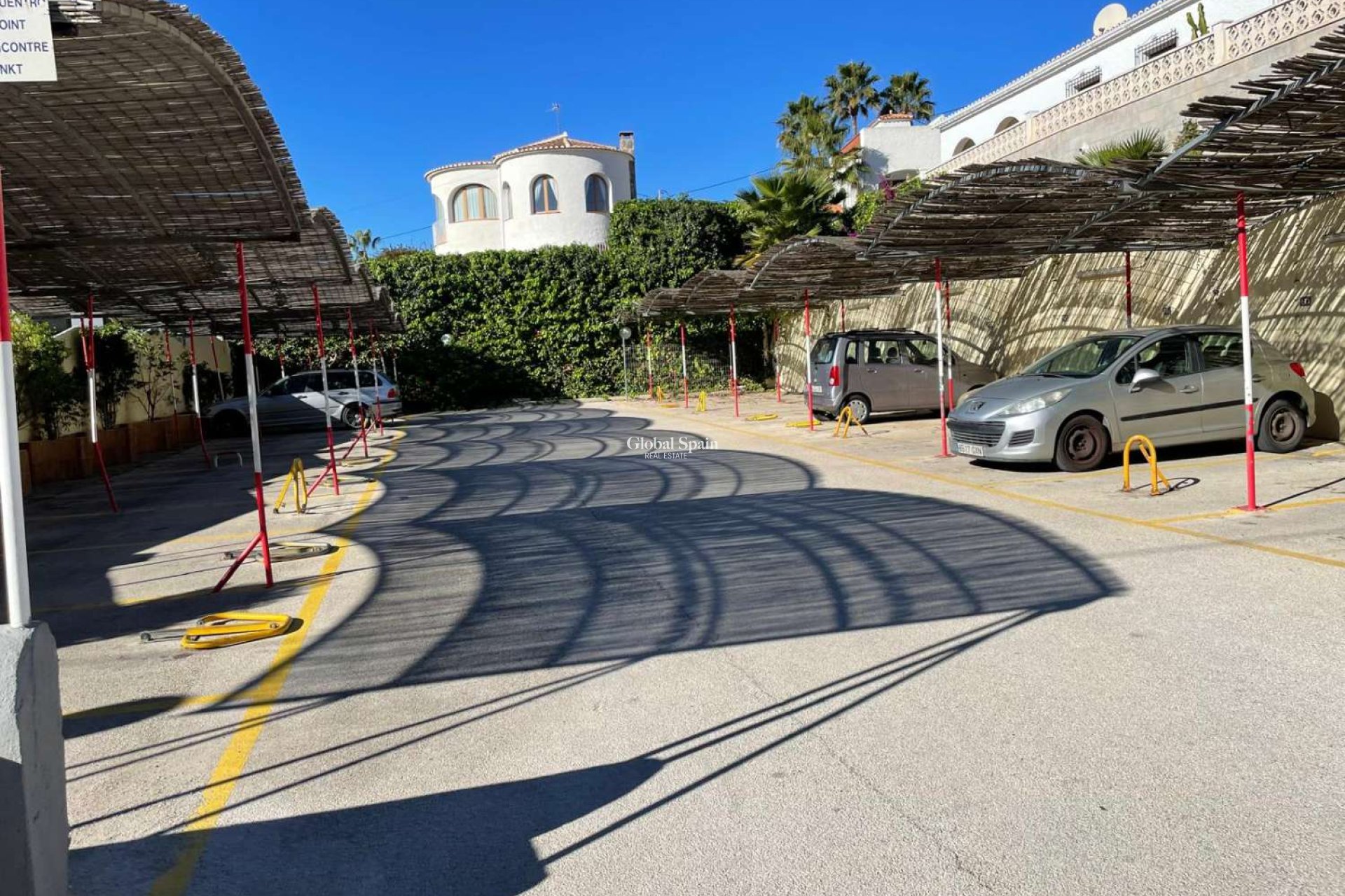 Wiederverkauf - WOHNUNG -
CALPE - Costa Blanca