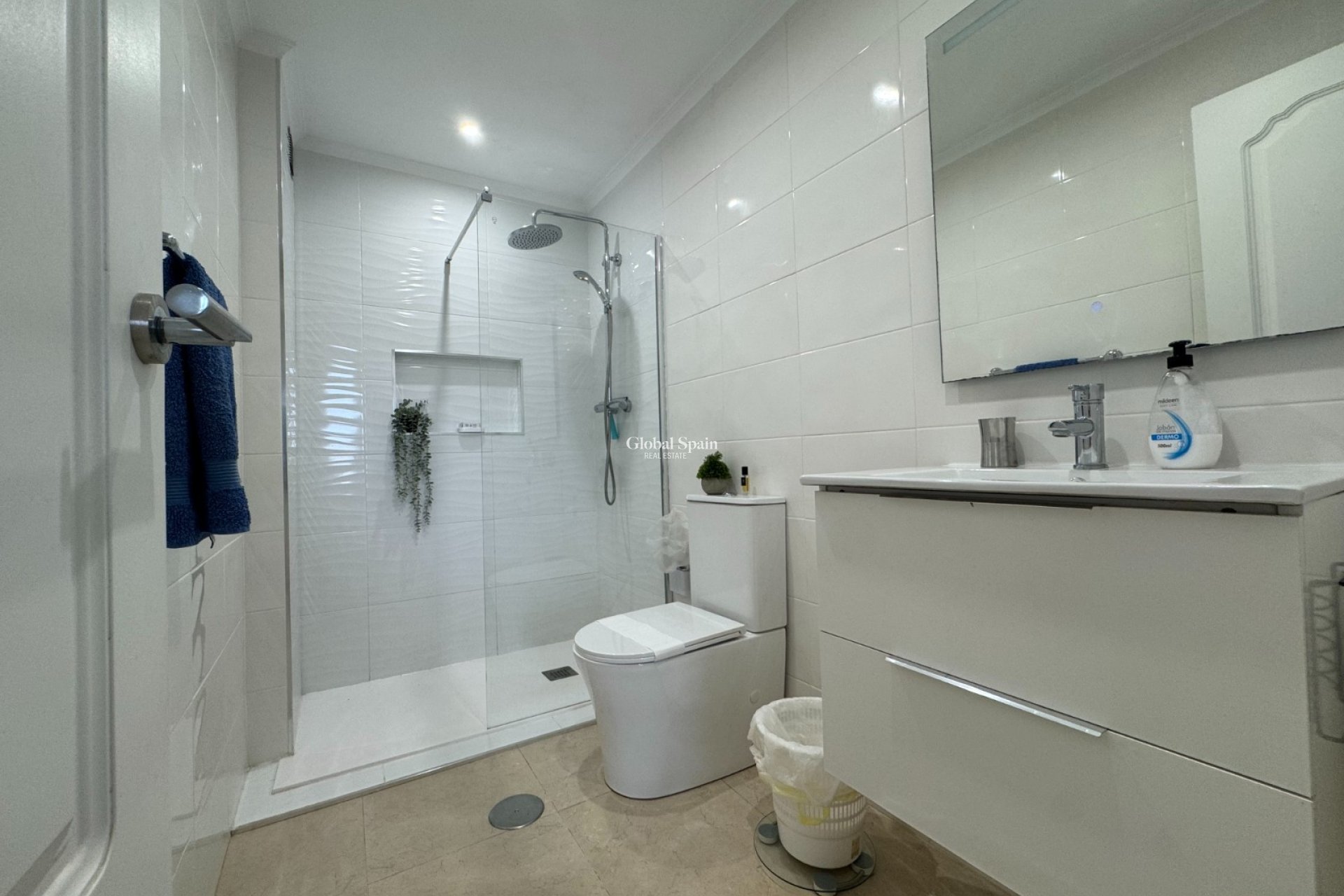 Wiederverkauf - WOHNUNG -
CAMPOAMOR - Costa Blanca