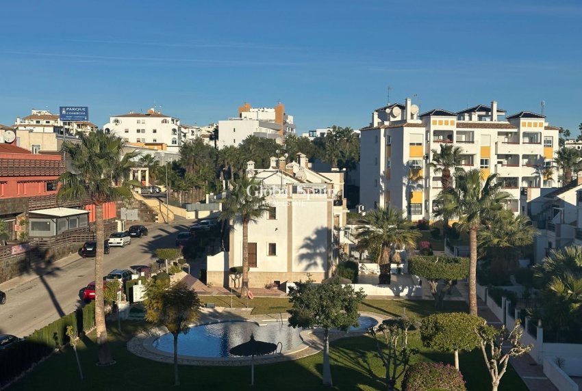 Wiederverkauf - WOHNUNG -
CAMPOAMOR - Costa Blanca