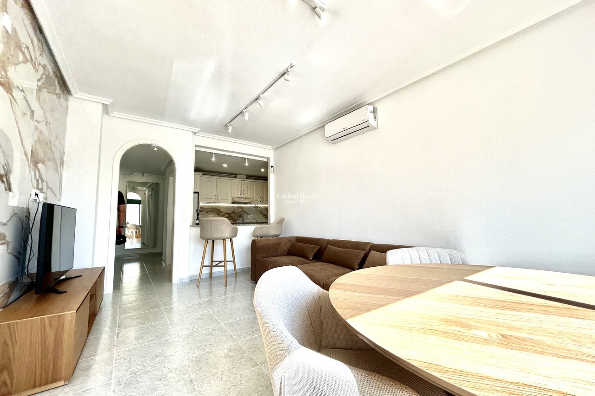 Wiederverkauf - WOHNUNG -
CAMPOAMOR - Costa Blanca