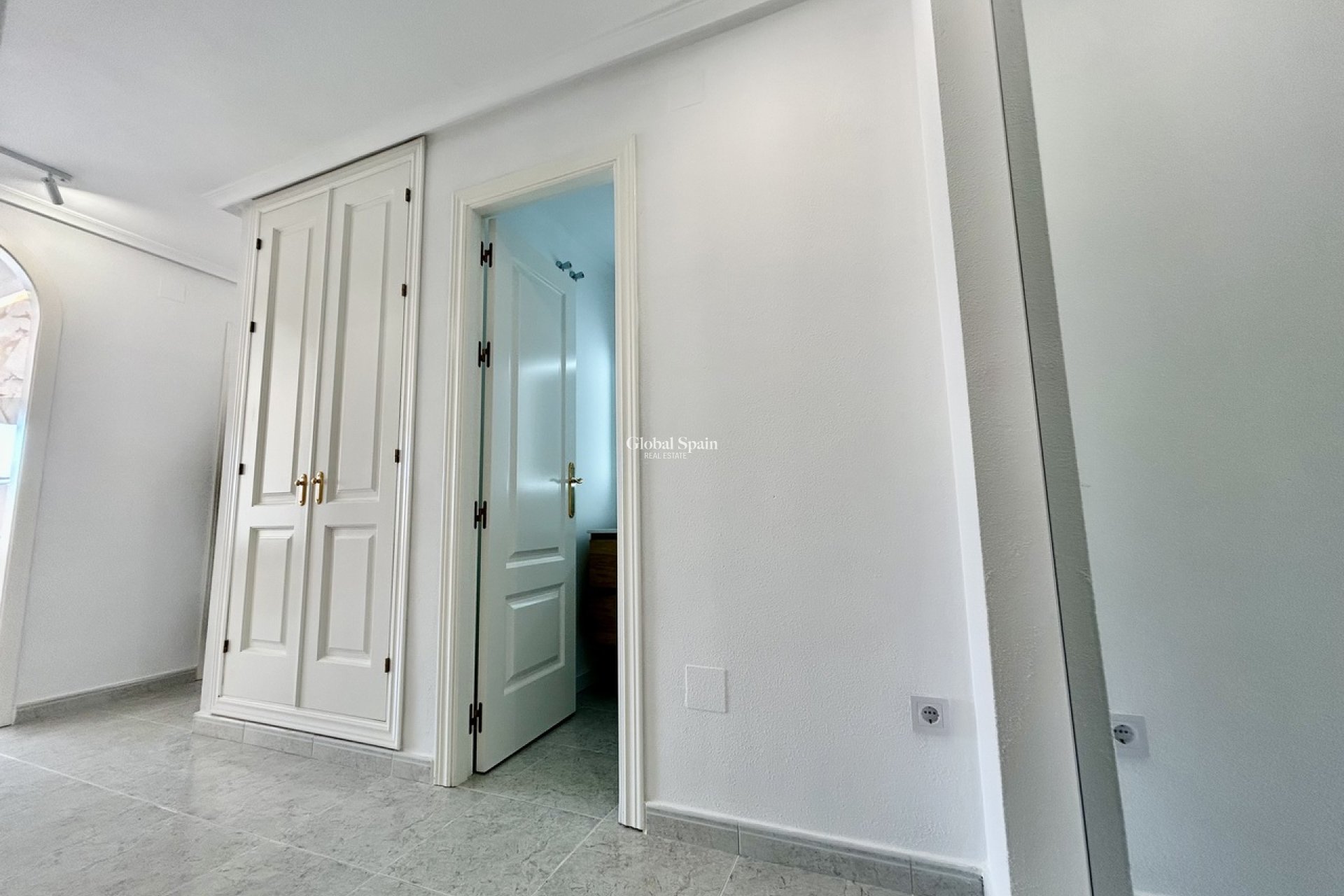 Wiederverkauf - WOHNUNG -
CAMPOAMOR - Costa Blanca