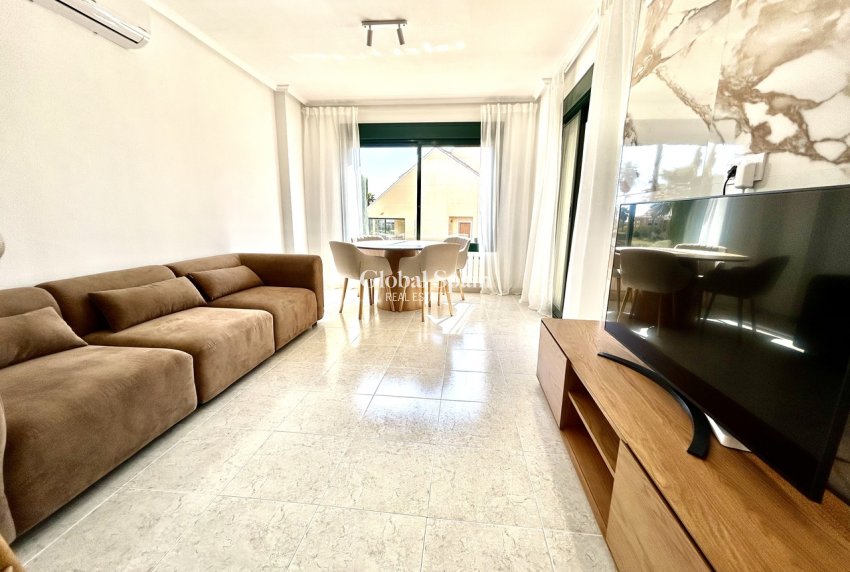 Wiederverkauf - WOHNUNG -
CAMPOAMOR - Costa Blanca