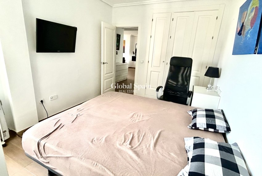 Wiederverkauf - WOHNUNG -
CAMPOAMOR - Costa Blanca