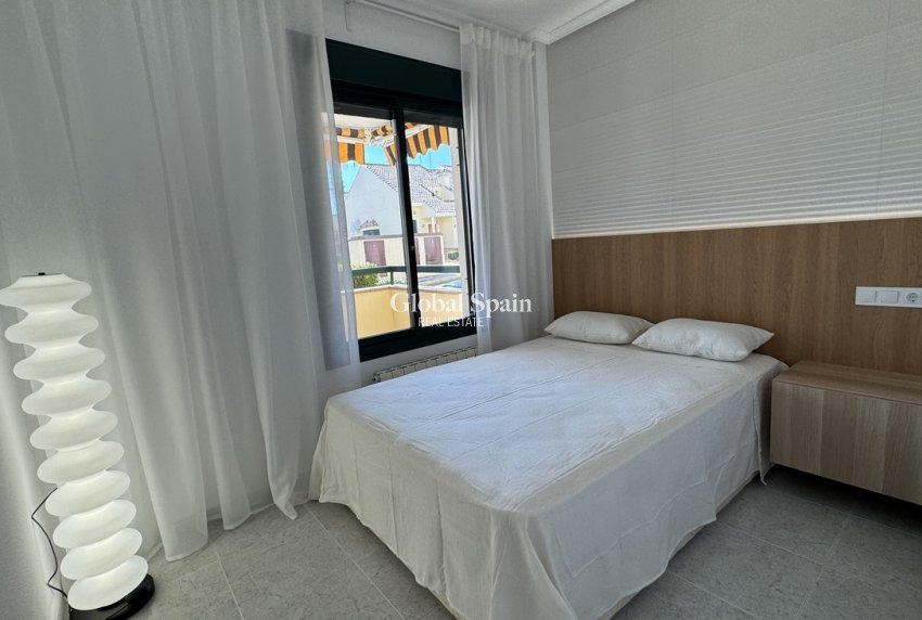 Wiederverkauf - WOHNUNG -
CAMPOAMOR - Costa Blanca