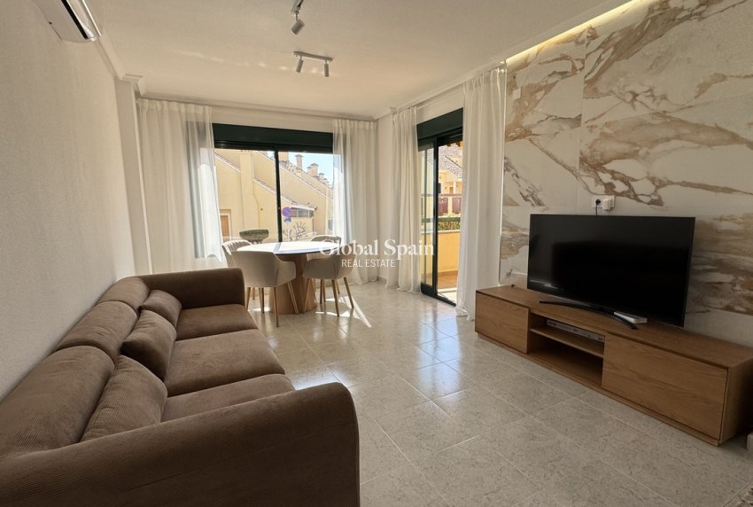 Wiederverkauf - WOHNUNG -
CAMPOAMOR - Costa Blanca