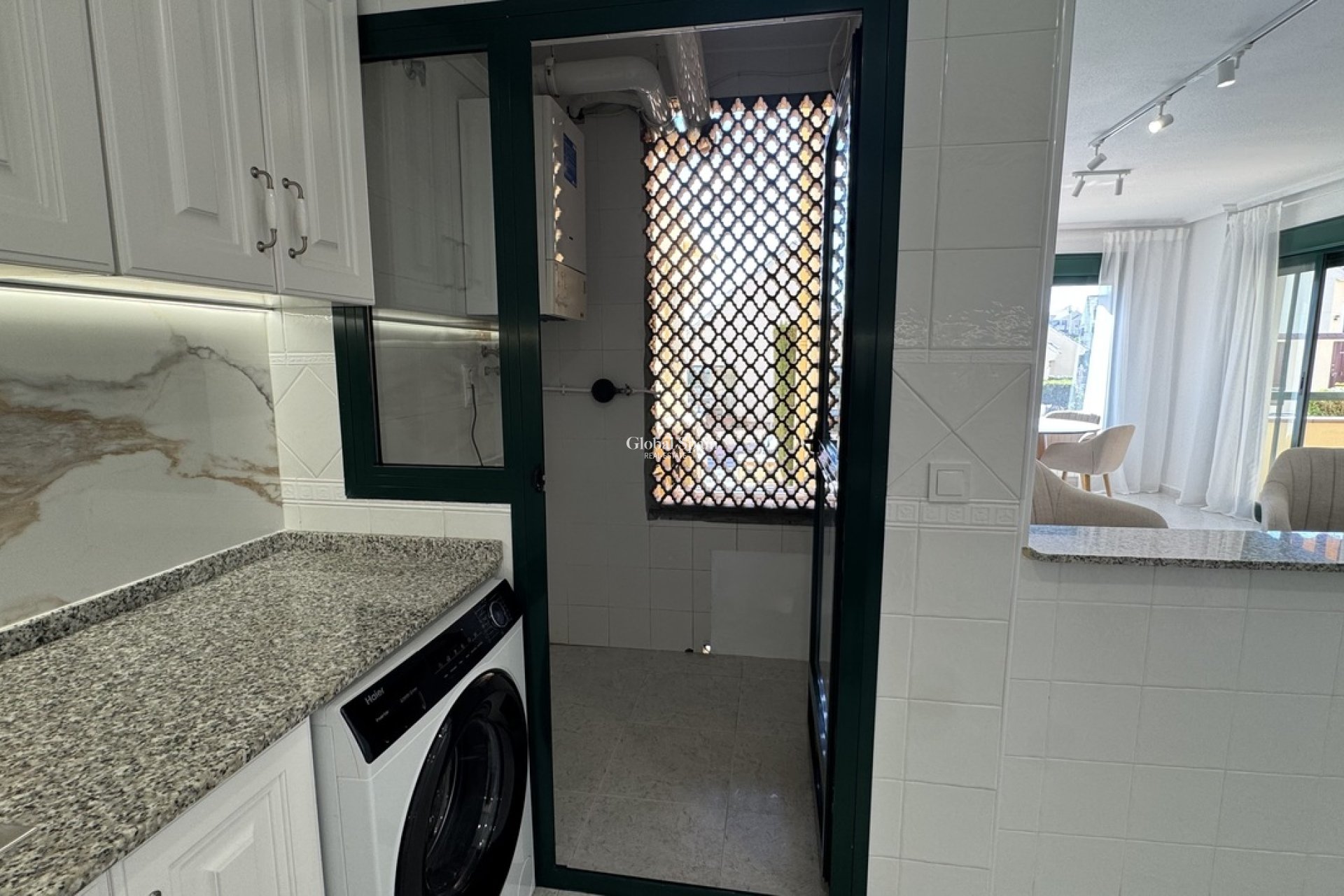 Wiederverkauf - WOHNUNG -
CAMPOAMOR - Costa Blanca