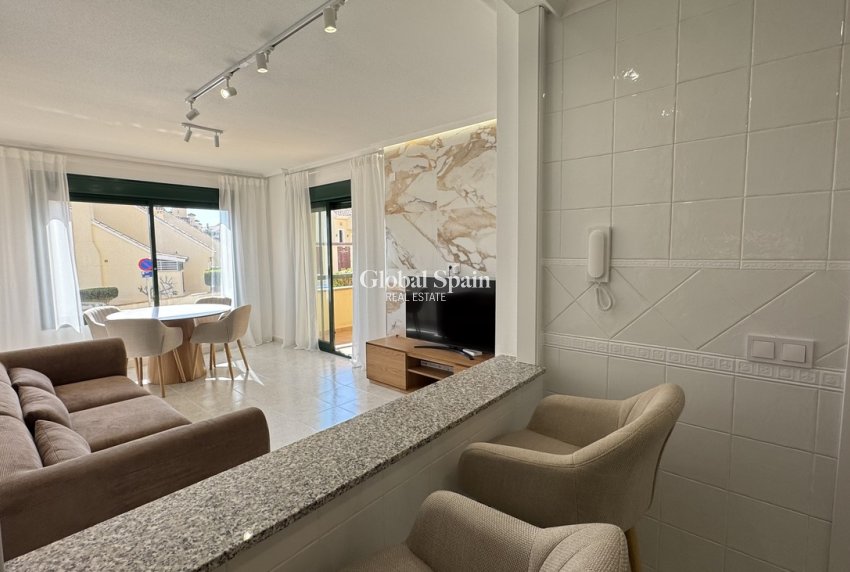 Wiederverkauf - WOHNUNG -
CAMPOAMOR - Costa Blanca