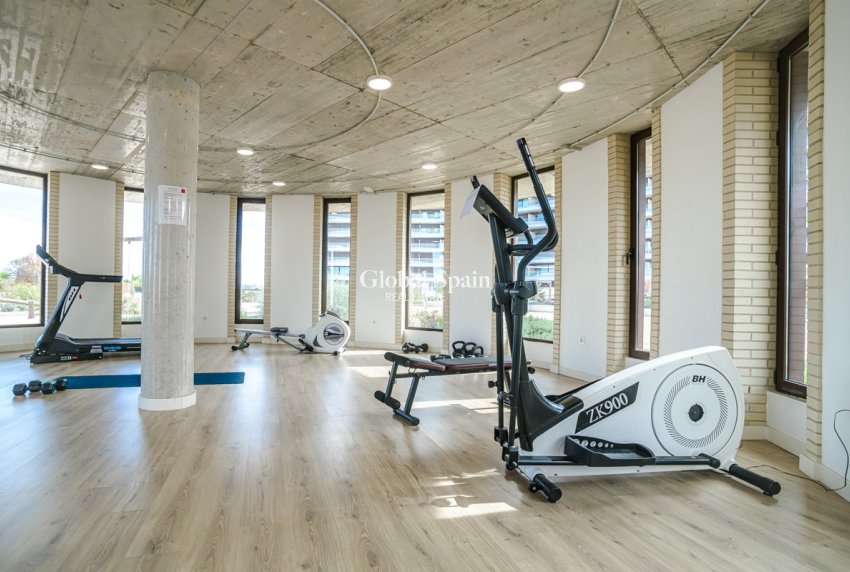 Wiederverkauf - WOHNUNG -
CARTAGENA - Mar de Cristal