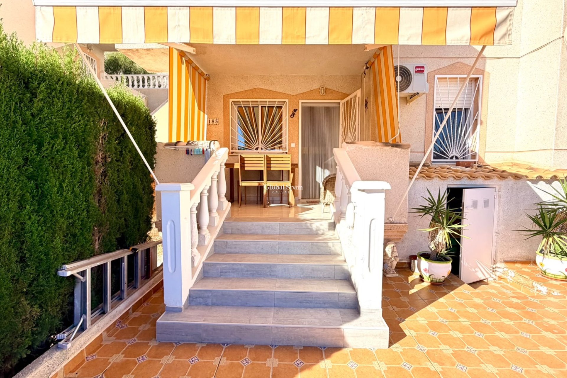 Wiederverkauf - WOHNUNG -
CIUDAD QUESADA - La Marquesa Golf