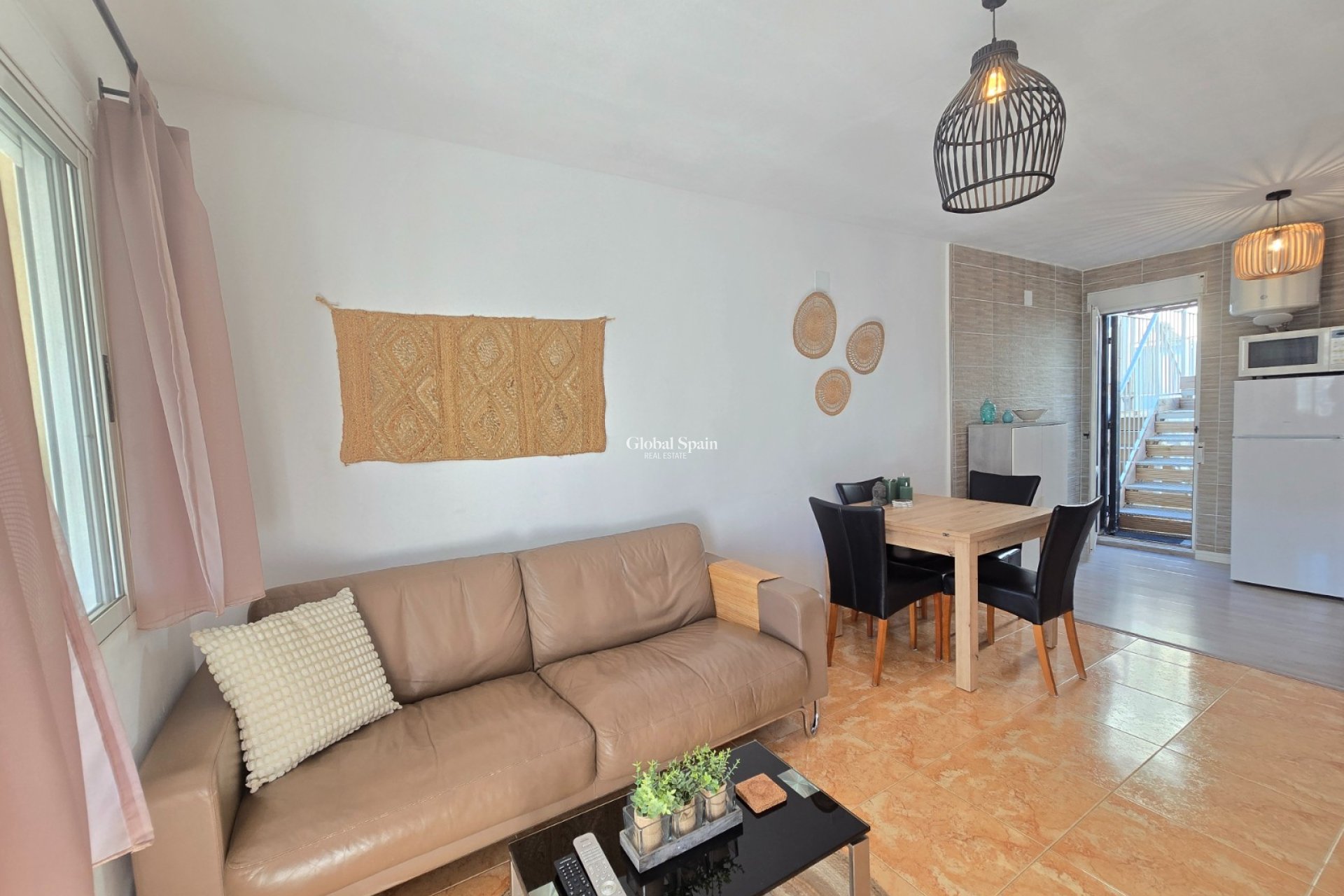 Wiederverkauf - Wohnung - Dachgeschosswohnung -
TORREVIEJA - El limonar