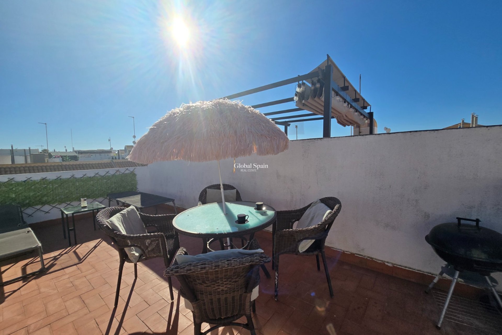 Wiederverkauf - Wohnung - Dachgeschosswohnung -
TORREVIEJA - El limonar
