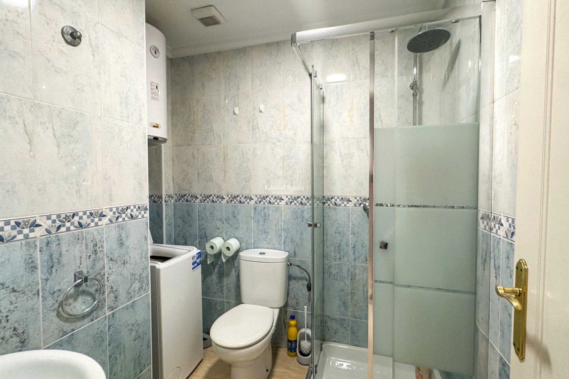 Wiederverkauf - WOHNUNG -
DAYA NUEVA - Costa Blanca Sur