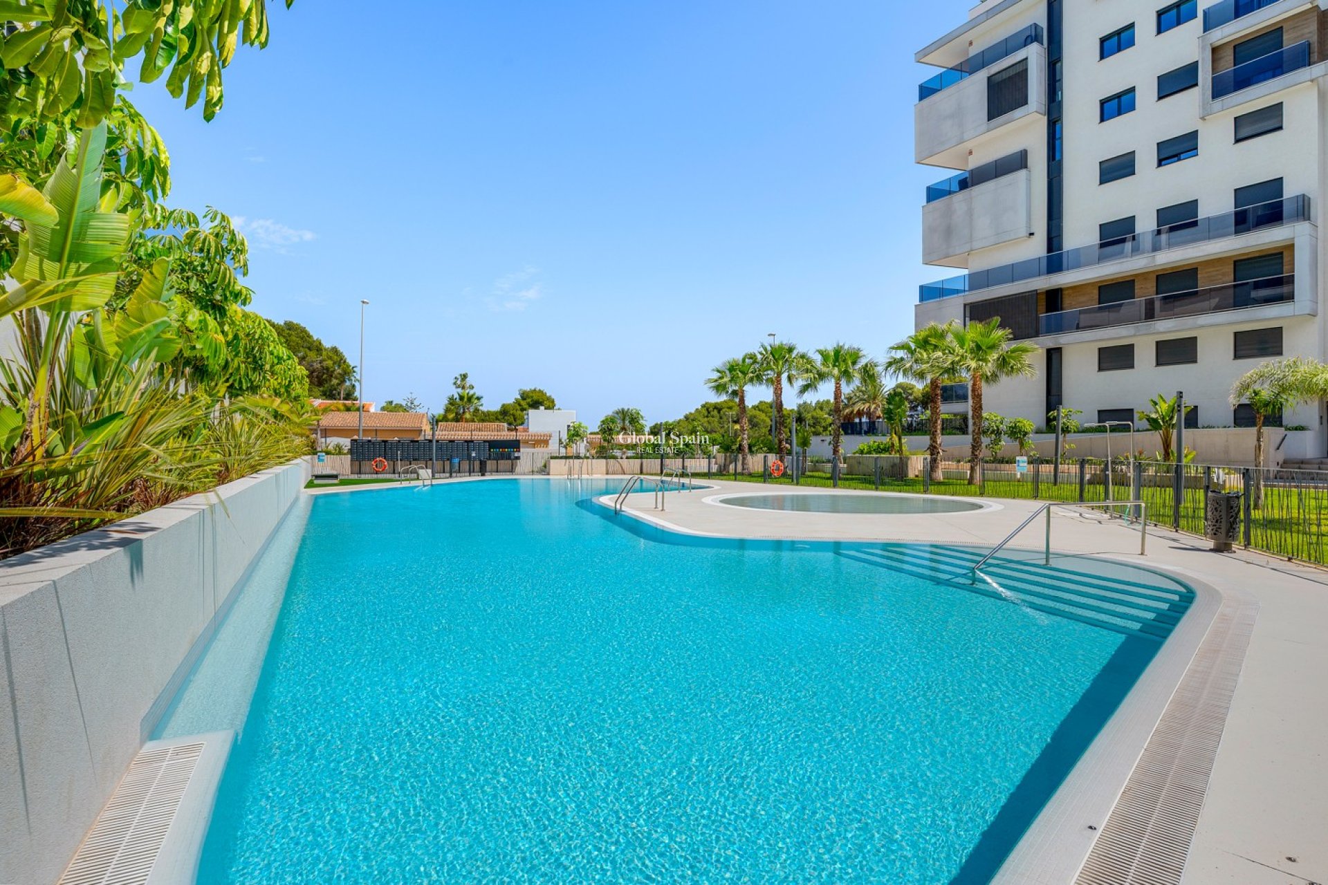 Wiederverkauf - WOHNUNG -
DEHESA DE CAMPOAMOR - Costa Blanca