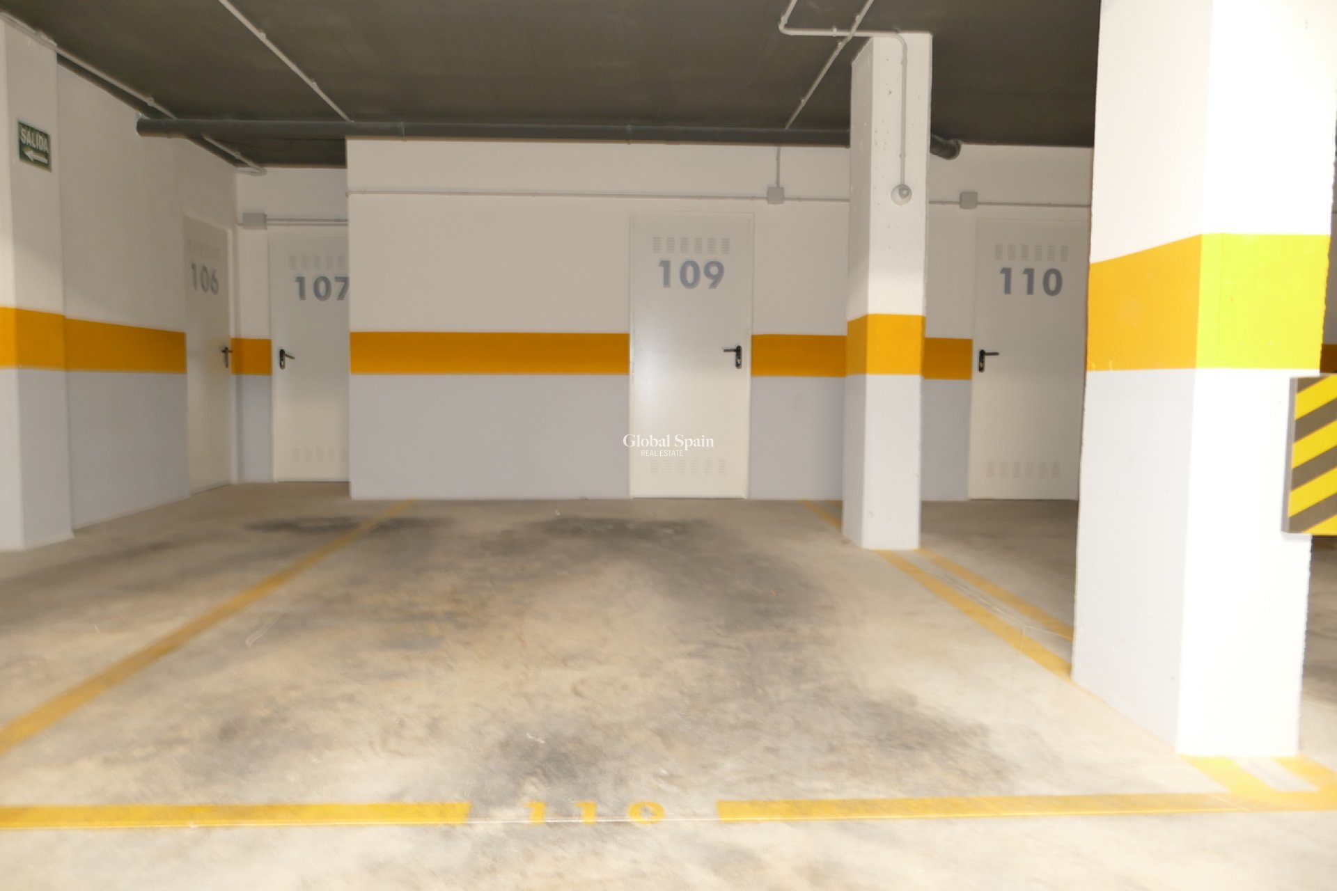 Wiederverkauf - WOHNUNG -
DEHESA DE CAMPOAMOR - Costa Blanca