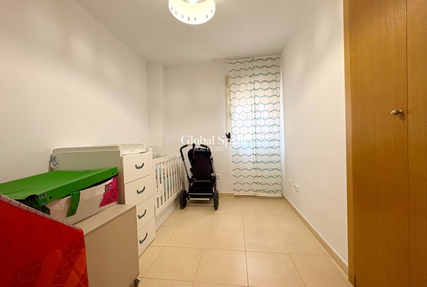 Wiederverkauf - WOHNUNG -
DENIA - Center