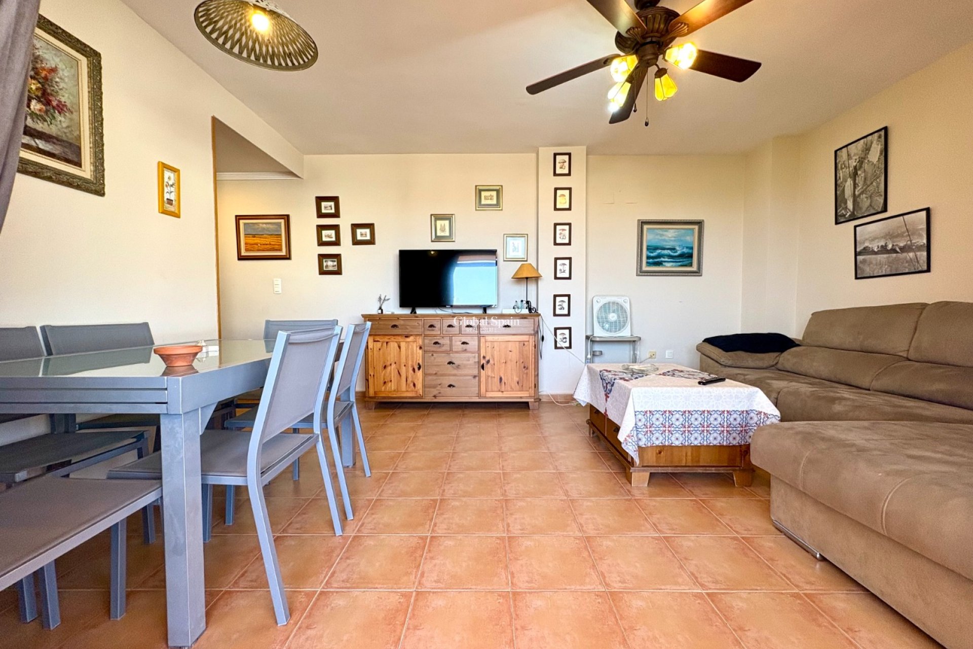 Wiederverkauf - WOHNUNG -
DENIA - Center