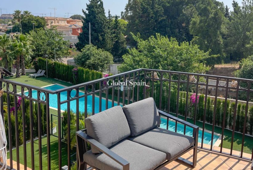 Wiederverkauf - WOHNUNG -
DENIA - Costa Blanca