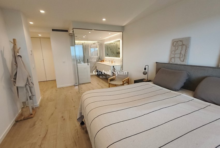 Wiederverkauf - WOHNUNG -
DENIA - Costa Blanca