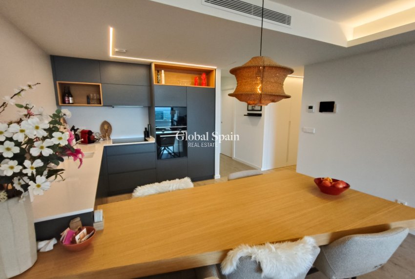 Wiederverkauf - WOHNUNG -
DENIA - Costa Blanca