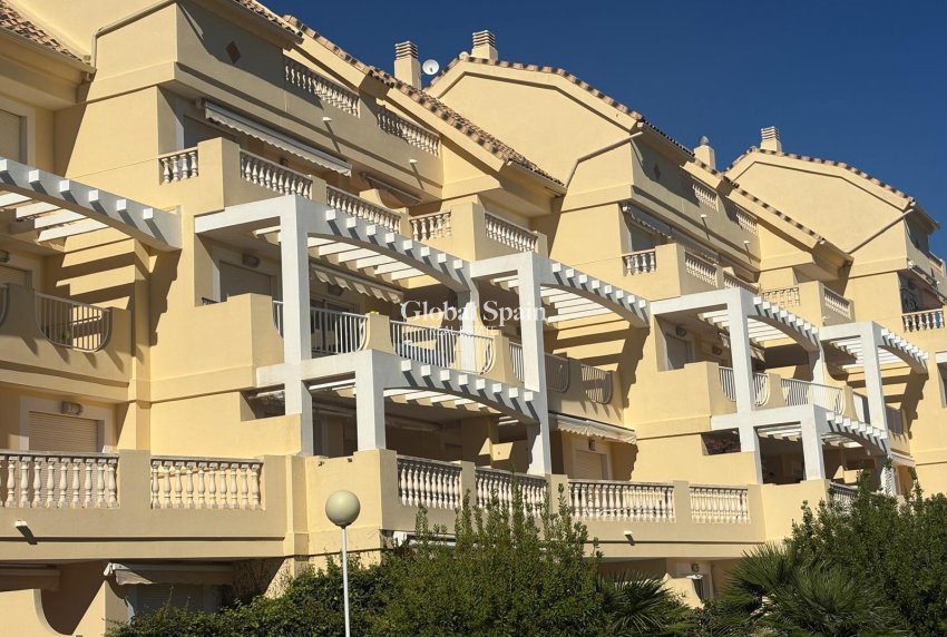 Wiederverkauf - WOHNUNG -
DENIA - Costa Blanca