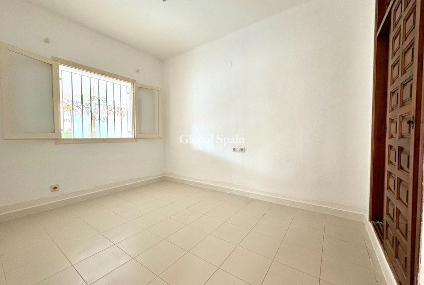 Wiederverkauf - Wohnung -
DENIA - Las Rotas - Les Rotes