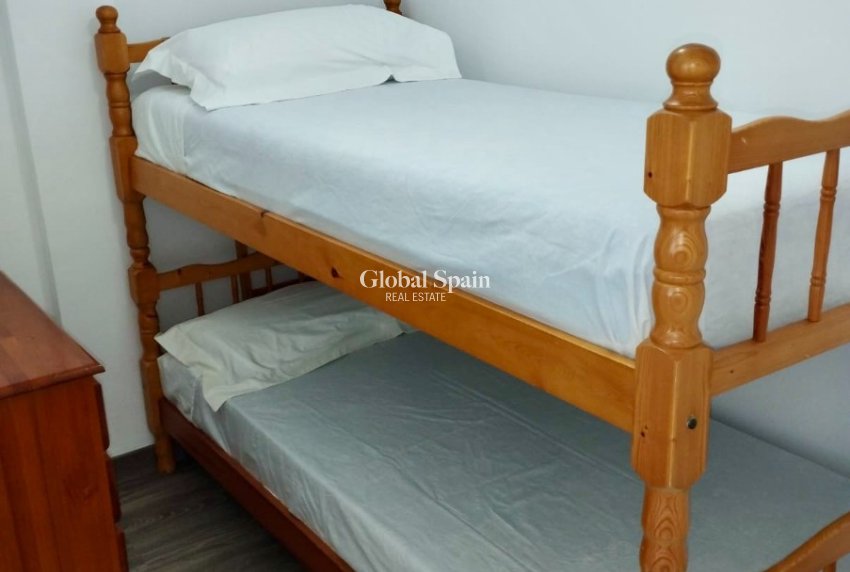 Wiederverkauf - WOHNUNG -
DENIA - Les Marines - Las Marinas