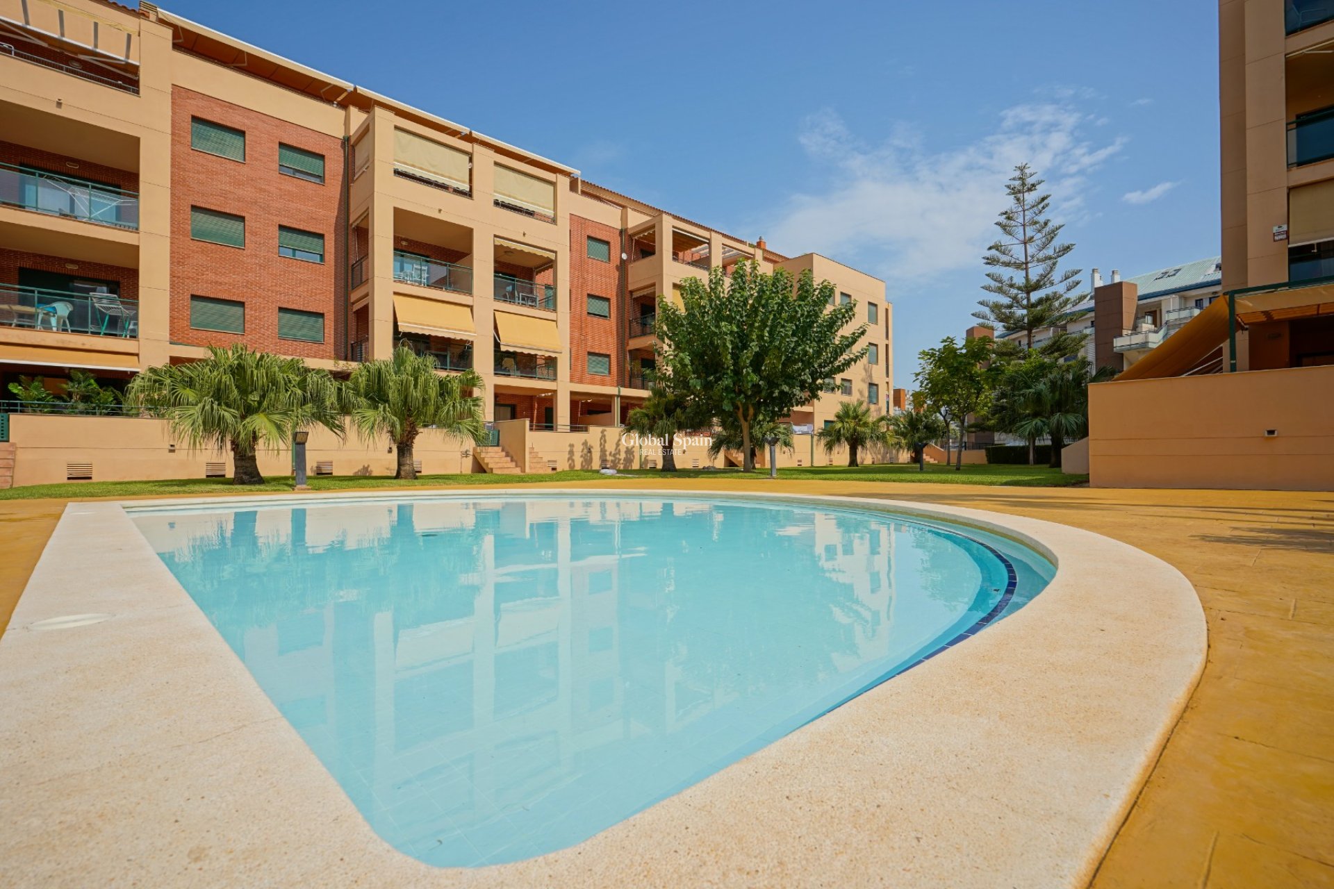 Wiederverkauf - WOHNUNG -
DENIA - Port