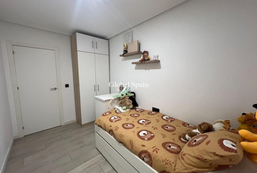 Wiederverkauf - WOHNUNG -
DOLORES - Comunidad Valenciana