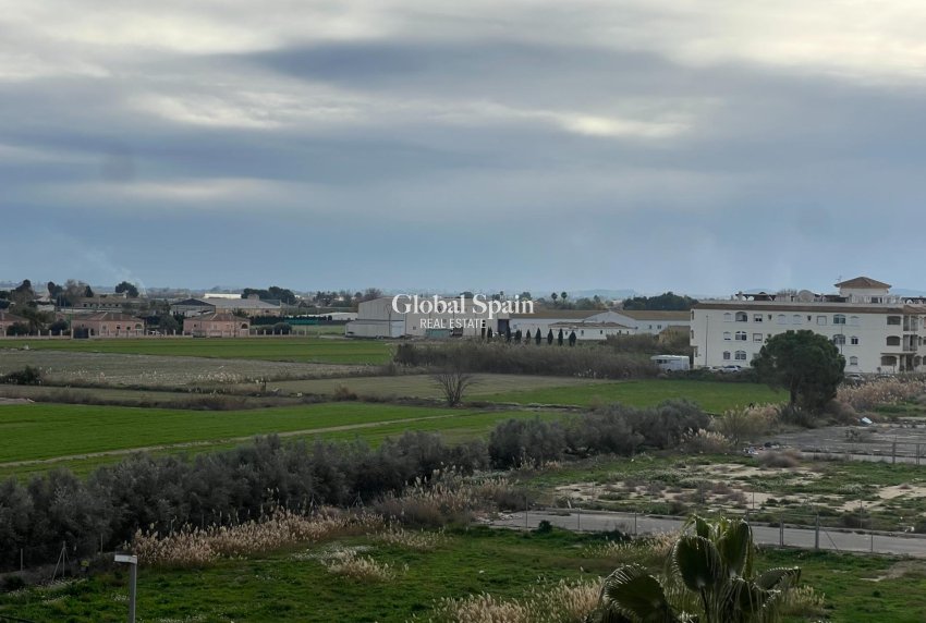 Wiederverkauf - WOHNUNG -
DOLORES - Comunidad Valenciana