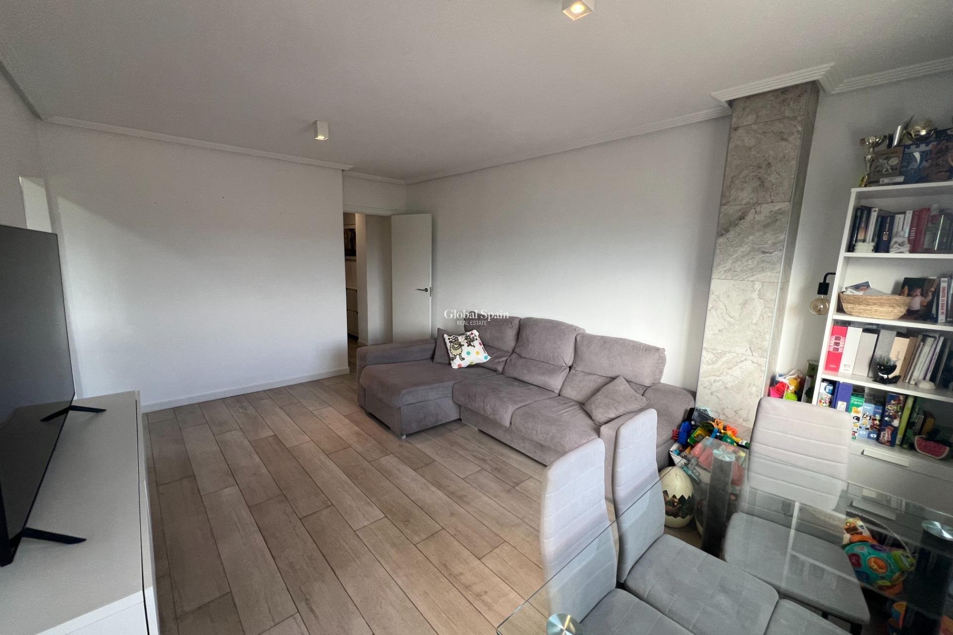 Wiederverkauf - WOHNUNG -
DOLORES - Comunidad Valenciana