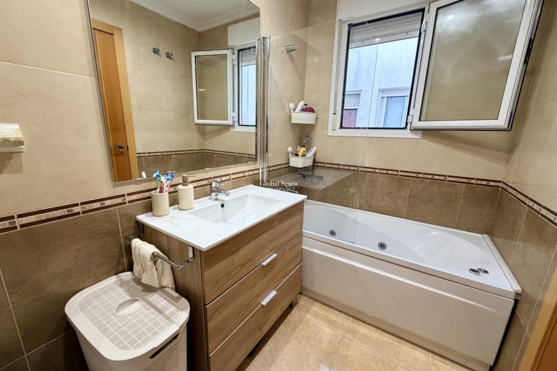 Wiederverkauf - WOHNUNG -
DOLORES - Costa Blanca