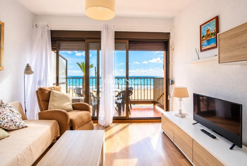 Wiederverkauf - WOHNUNG -
El Campello - Playa Muchavista