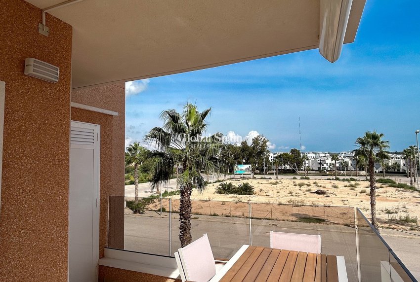 Wiederverkauf - WOHNUNG -
EL RASO - Costa Blanca