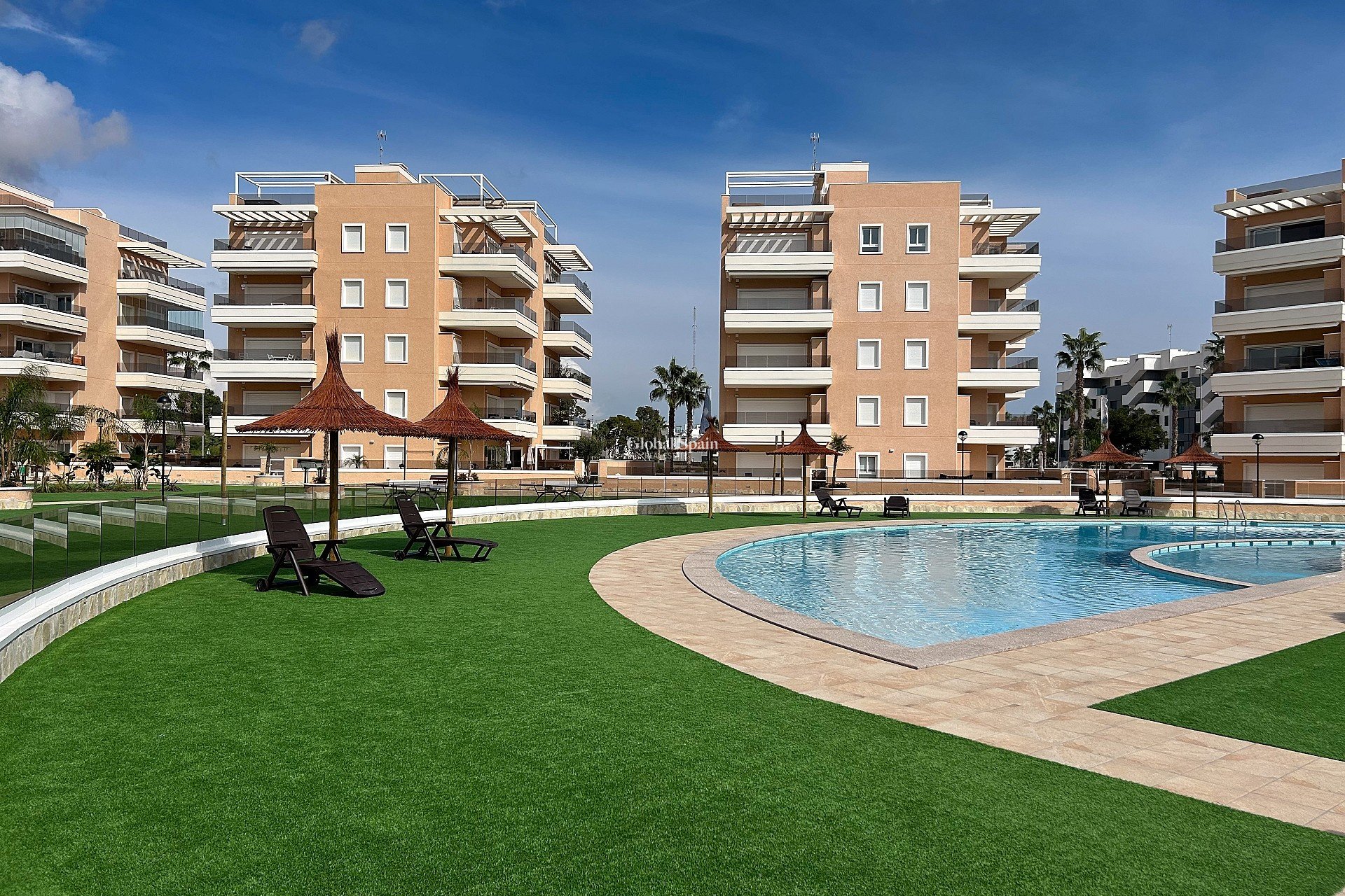 Wiederverkauf - WOHNUNG -
EL RASO - Costa Blanca