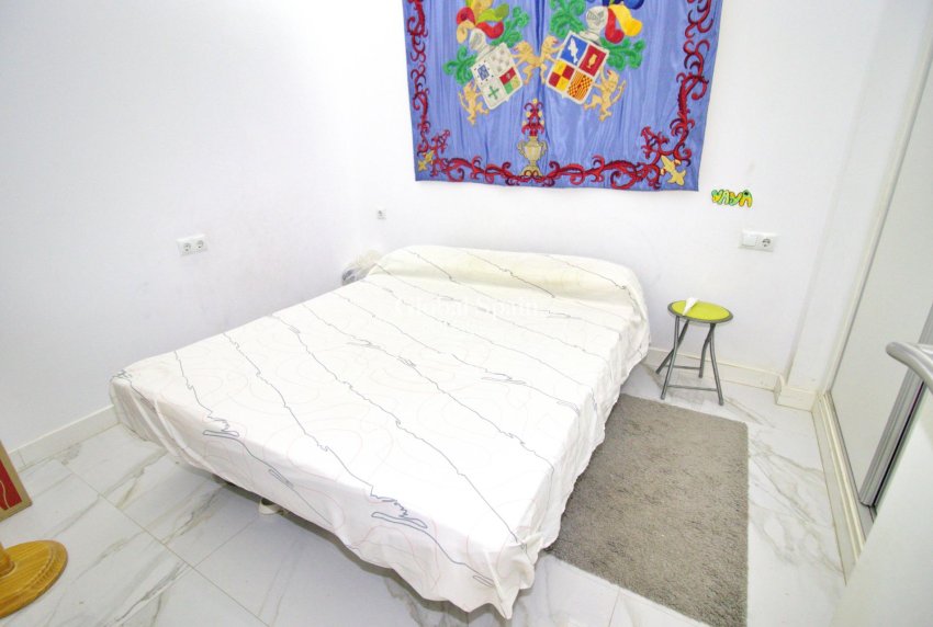 Wiederverkauf - WOHNUNG -
ELCHE - Plaza Crevillente-juzgados