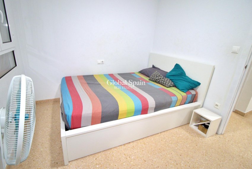 Wiederverkauf - WOHNUNG -
ELCHE - Plaza Madrid