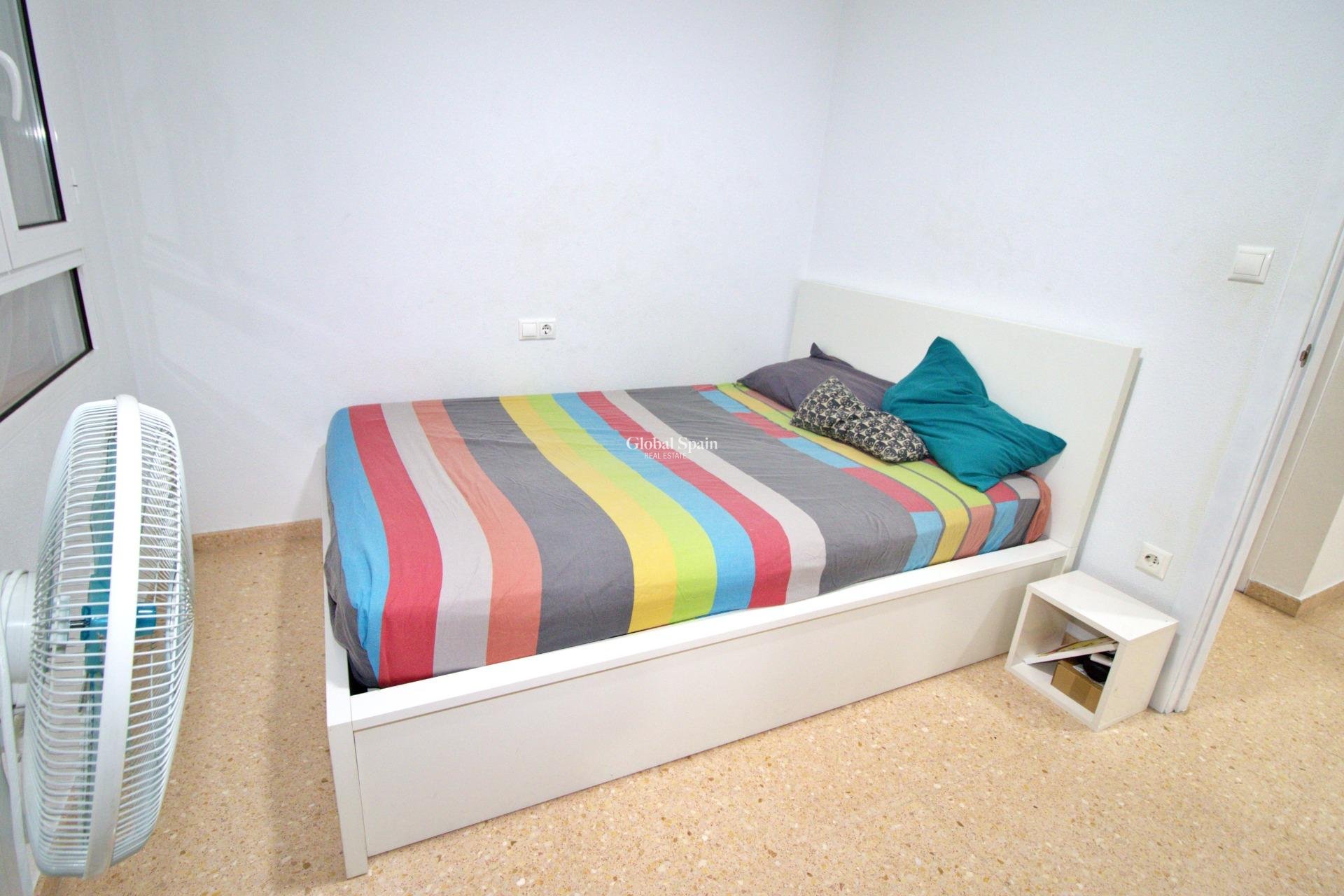 Wiederverkauf - WOHNUNG -
ELCHE - Plaza Madrid