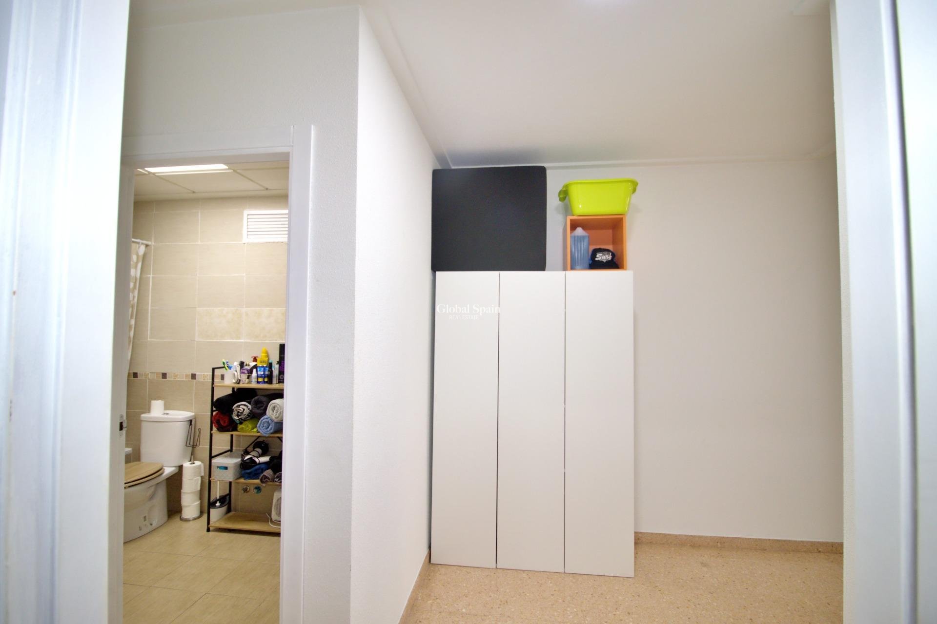 Wiederverkauf - WOHNUNG -
ELCHE - Plaza Madrid