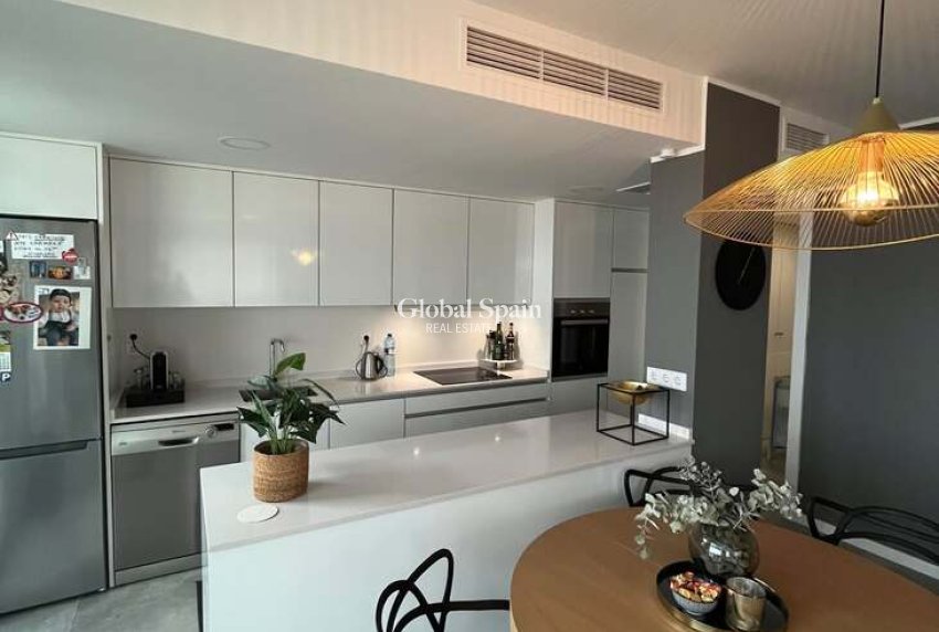 Wiederverkauf - WOHNUNG -
FINESTRAT