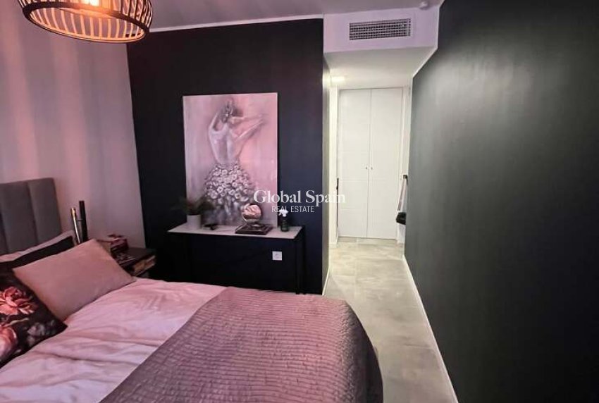 Wiederverkauf - WOHNUNG -
FINESTRAT